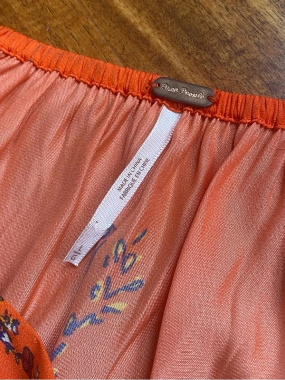 Free People Women Orange Red Paisley Satin Balloon Sleeve Blouse Size Large Boho